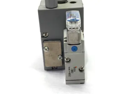Used SMC Pneumatic Multi-Stage Vacuum Ejector 0-84kPa 24V Vacuum Pumps Michigan US | Maverick Industrial Sales #1393516