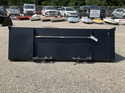 Used TOMAHAWK 84" SNOW/ MULCH BUCKET Skid Steer Buckets Michigan US | Miedema Asset Management Group #1342554