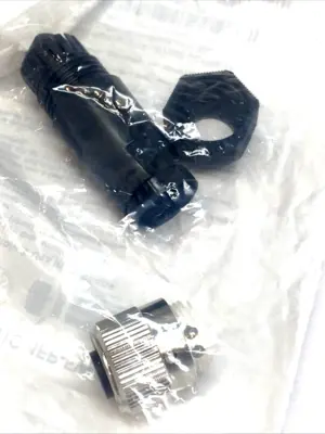 NEW AUTOMATIONDIRECT ZIPPORT FEMALE FIELD-WIREABLE CONNECTOR 4-PIN