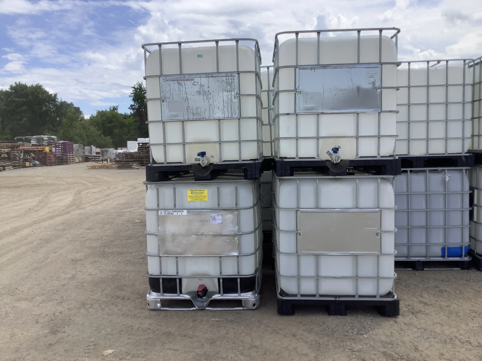 Used _UNKNOWN_ _UNKNOWN_ IBC Tanks Michigan US | Miedema Asset Management Group #1294836