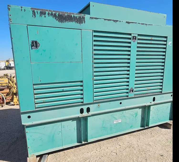 Used 2002 CUMMINS 300DFCB-2272 Generators Texas US | E&M Equipment #904076