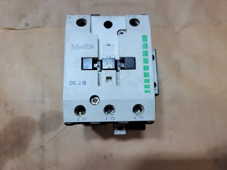 Used KLOCKNER MOELLER DIL2AM Switchgears British Columbia CA | Lenmark #1436507