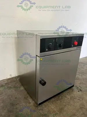 USED MEMMERT ULP 400 ELECTRONICALLY CONTROLLED DRYING OVEN 220°C
