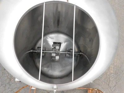 USED DIXIE MIXER 250 GALLON