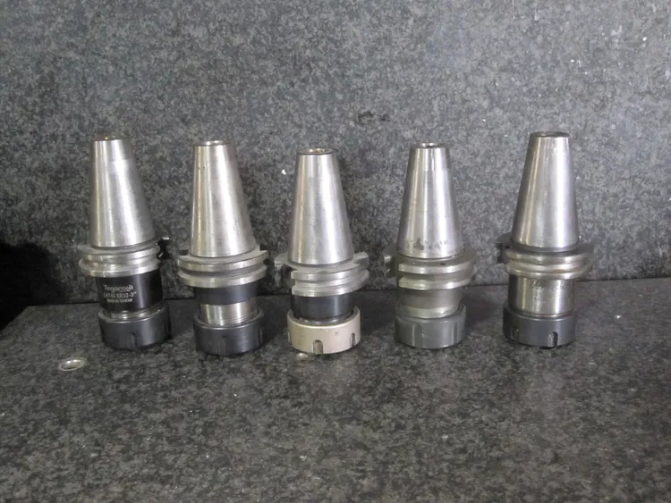 Used SYIC CAT40 Tool Holders | MachineStation #947232