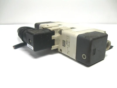 USED SMC VQ7-6-FG-D-3N