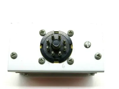 USED MICRO SWITCH TR4-2 MODULE 15V 50/60HZ 8PIN TR42