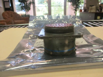 NEW Amphenol JMS27656T25B4S
