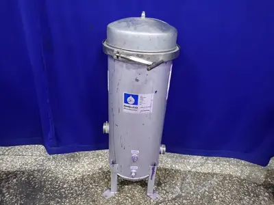 Shelco 10" X 30" Filter Housing
