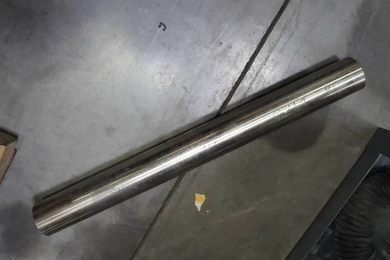 718 Inconel Round Bar Stock - 2.5" x 24.125"
