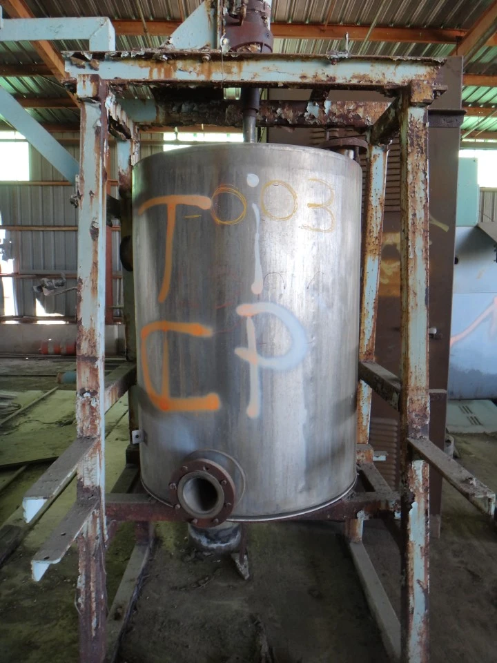 200 Gallon Titanium Tank