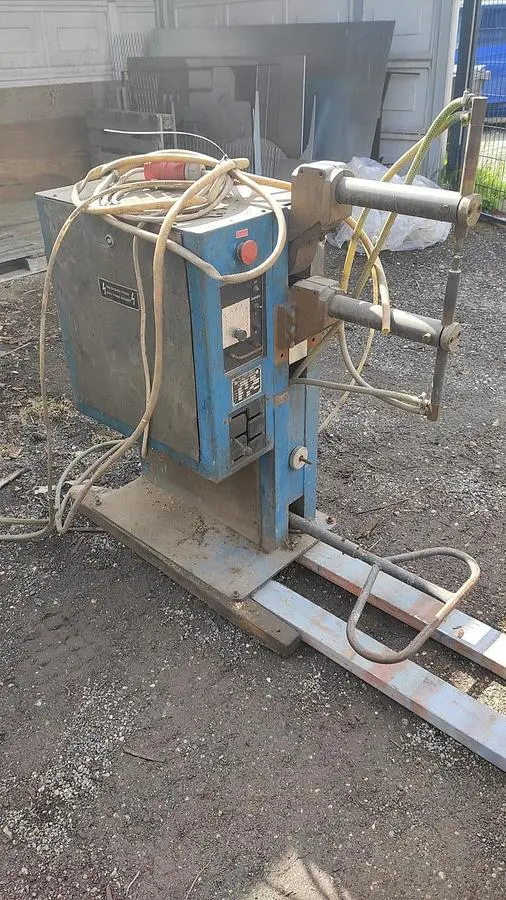 Used 1971 ZEZ BN 10 C Spot Welders CZ | Amaron s.r.o. #1061550