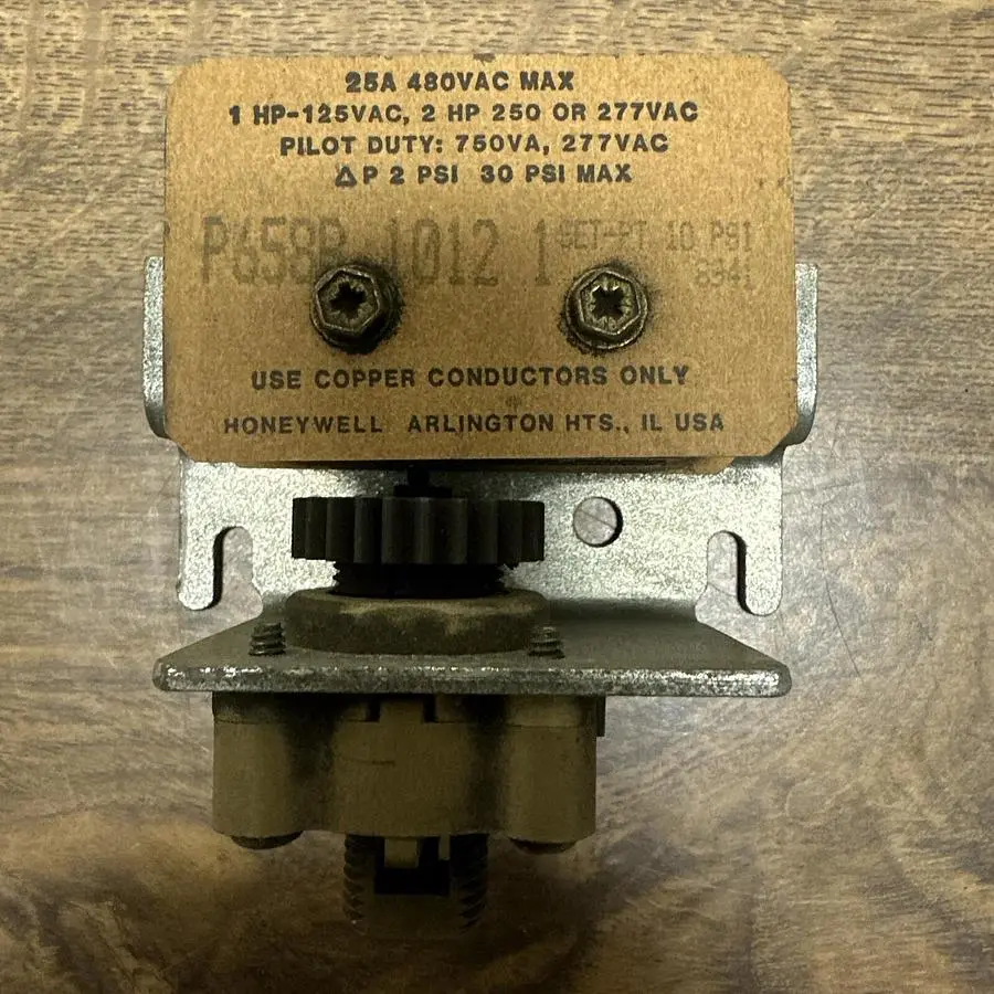 USED HONEYWELL P658B 1012 1