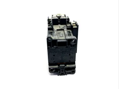 SC-E03/G,SE12AG,SZ1AS1T,SZ-AS1/T | Fuji Electric SC-E03/G Contactor 2VDC SE12AG, SZ-AS1/T Auxiliary Contact SZ1AS1T - Used