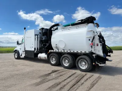 2019 TORNADO F4 Hydro Excavator | VacSource (4)