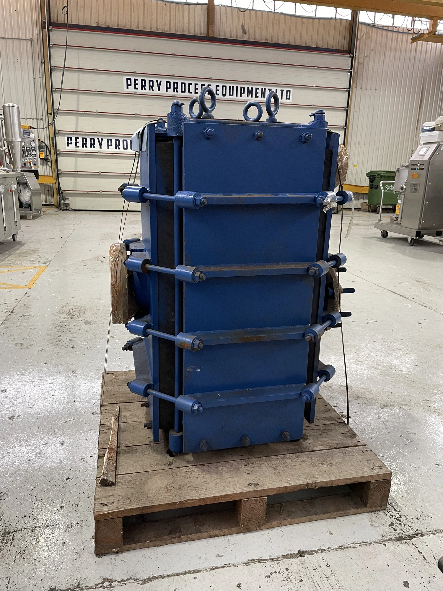 USED GRAPHITE EQUIPMENT LTD 10 Sq. Meter