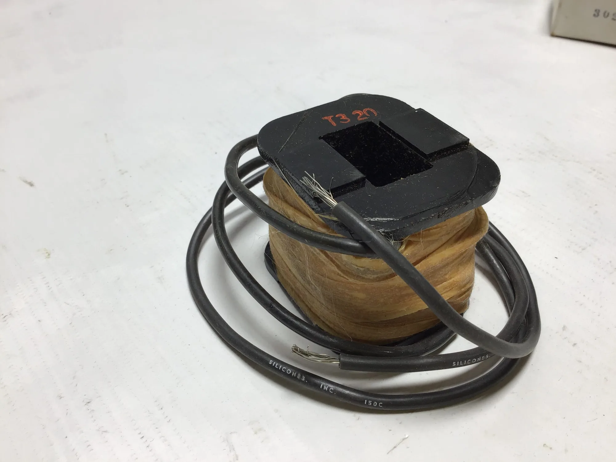 GENEAL ELECTRIC 3027823 COIL