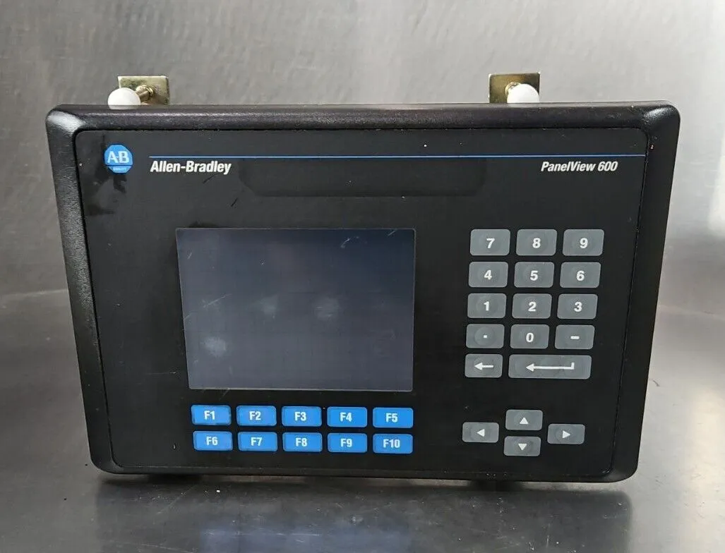 Allen Bradley 2711-B6C8 /C. Panelview 600. Loc 2C