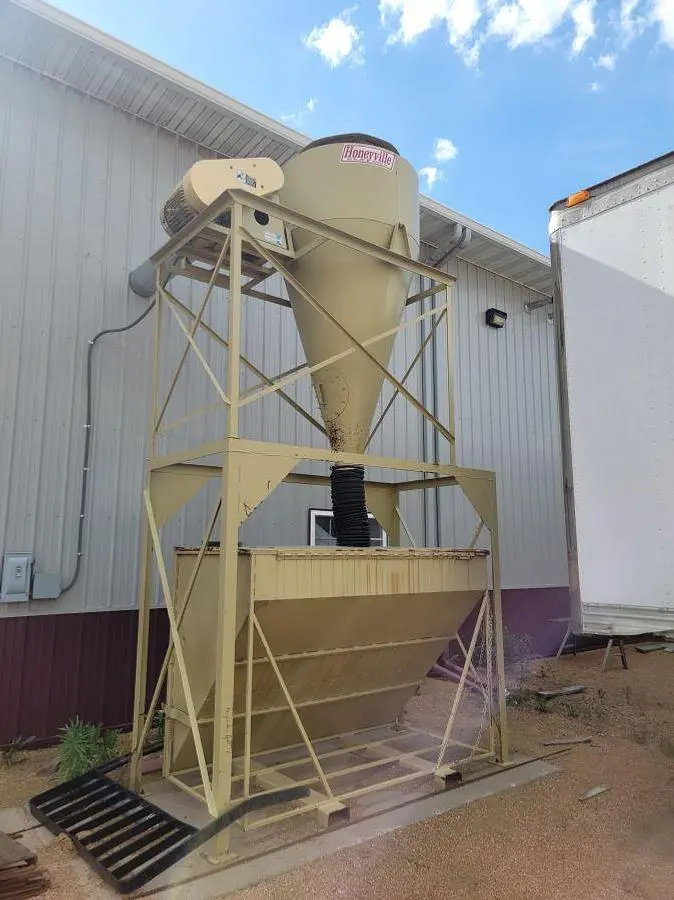 HONEYVILLE HF11, 15 HP CYCLONE DUST-COLLECTOR WITH DUST COLLECTION BIN