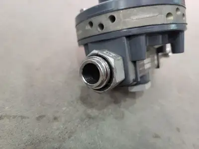 USED FISHER D1093393X012