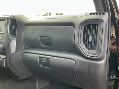 Used 2024 CHEVROLET SILVERADO 1500 Pickup Trucks Michigan US | Miedema Asset Management Group #1324122