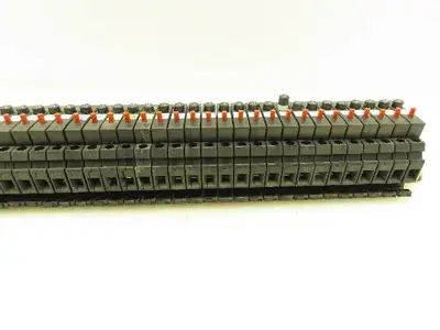 Allen Bradley 1492-GH015 Circuit Breaker Din Rail 250V 1.5A Trip Ser B Lot of 45