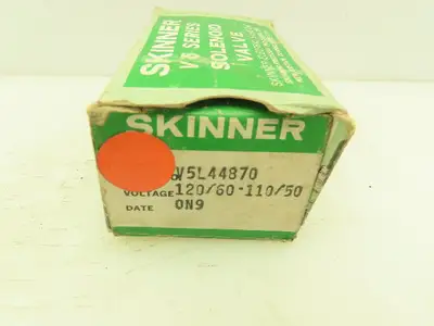 Honeywell Skinner V5L44870 Solenoid Valve 2-Way NC 75 PSI 120V Coil 1/8" NPT SS