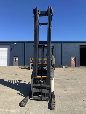 Used 2022 CROWN RD5725-32 REACH TRUCK Misc Forklifts Illinois US | Revelation Machinery #1540097