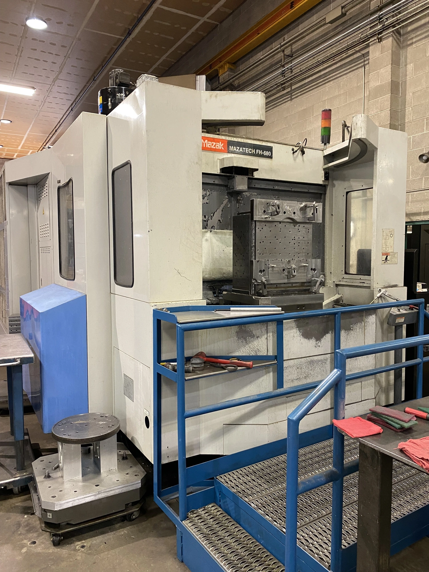 USED 1998 MAZAK FH-680