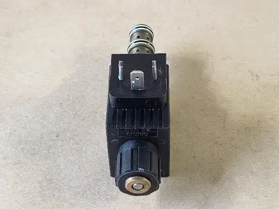 NEW PARKER 851019