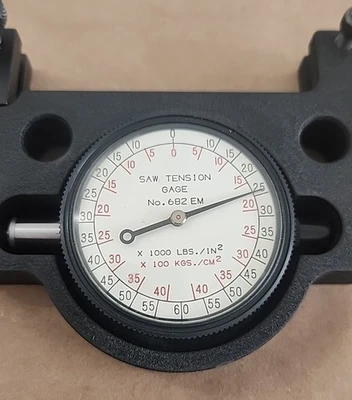 NEW Starrett 682EMZ