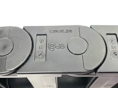 Igus E200.05.200 E-Chain Assembly 24-Links 3' Length - Used