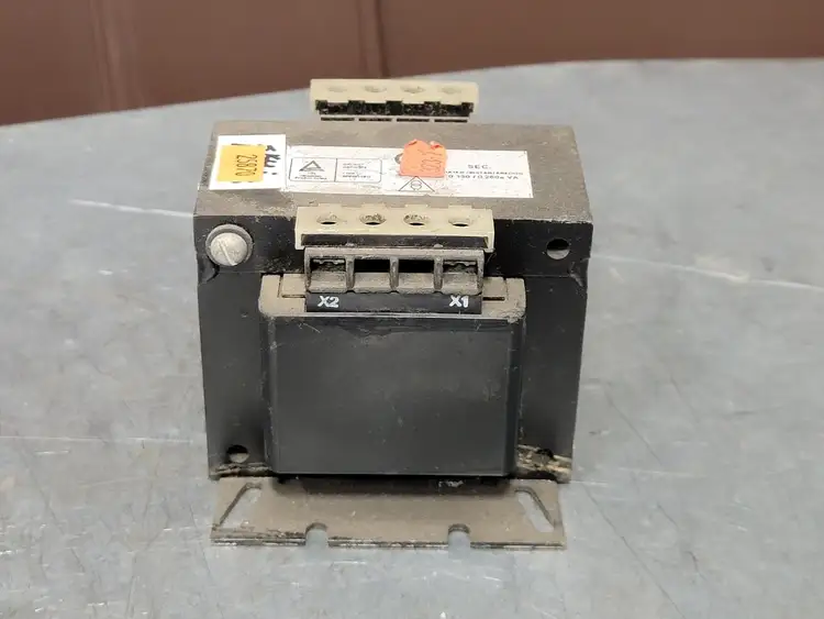 Used ALLEN-BRADLEY 1497-C-CXSX-0-N Transformers British Columbia CA | Lenmark #264990