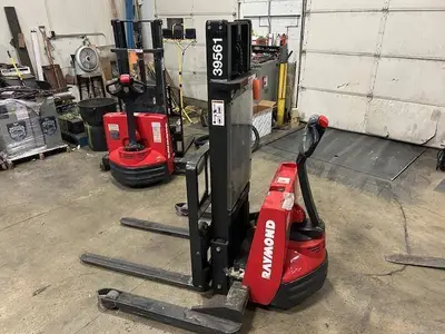 Used 2012 RAYMOND RAS25 Stackers Illinois US | Somerset Equipment Sales #1542991