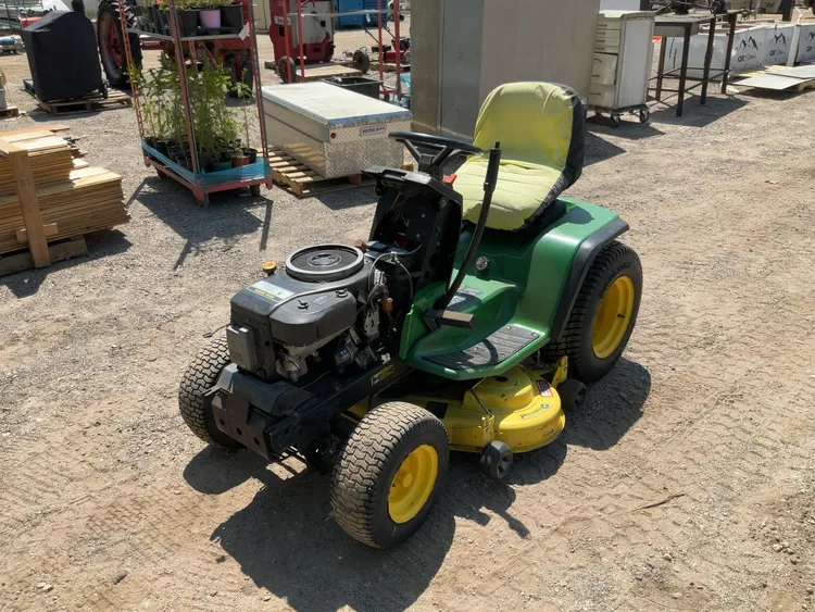Used JOHN DEERE GT262 Mowers Michigan US | Miedema Asset Management Group #1173676