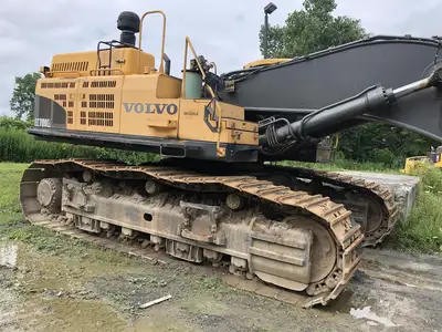 Used 2011 VOLVO EC700CL Crawler Excavators | Abele Tractor #1342879