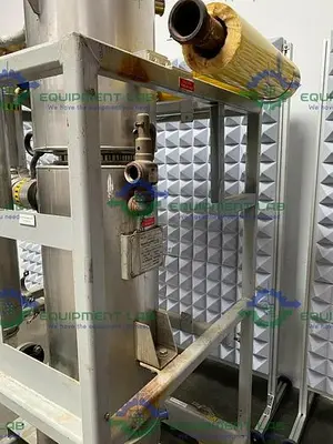 USED MECO VERTICAL SHELL & STRAIGHT TUBE HEAT EXCHANGER 125 PSIG W/ SS FRAME & GAUGES