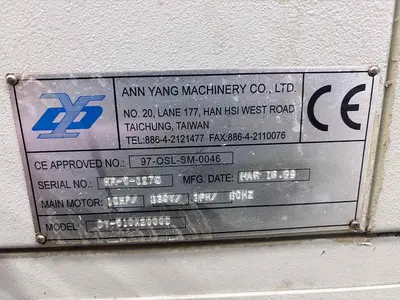 USED 2002 HH ROBERT (ANN YANG LATHE) DY 510 X2000