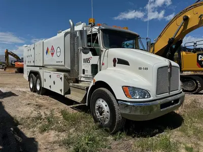 USED 2021 Kenworth T370
