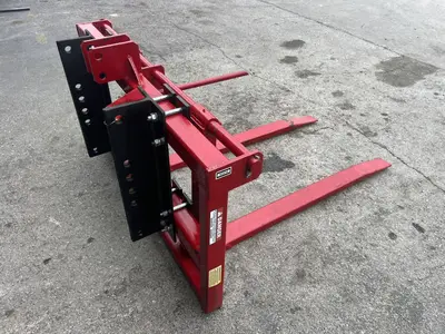 LMC Pin On Pallet Forks Pallet Forks | County Equipment Company LLC (6)
