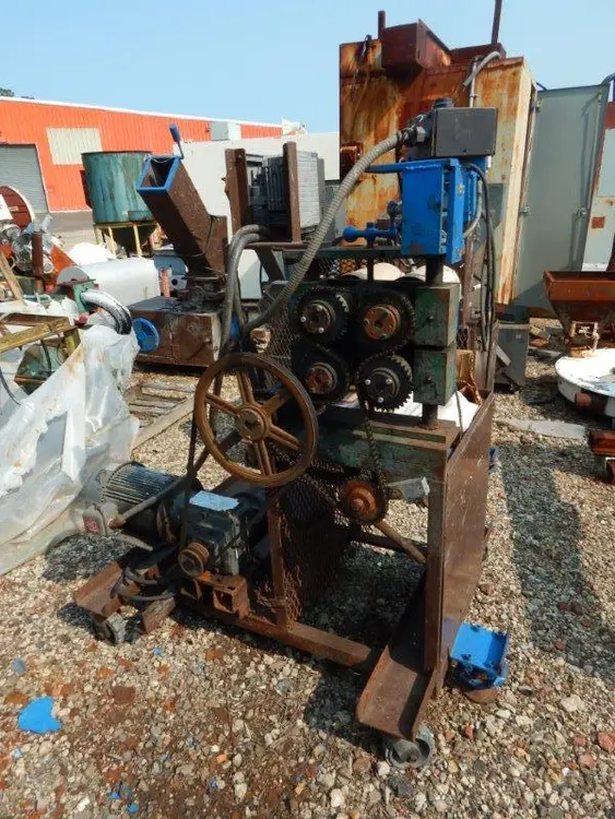 Used _UNKNOWN_ 6" DIA. Pullers (Extrusion Downstream) New Jersey US | Perry Equipment #454480