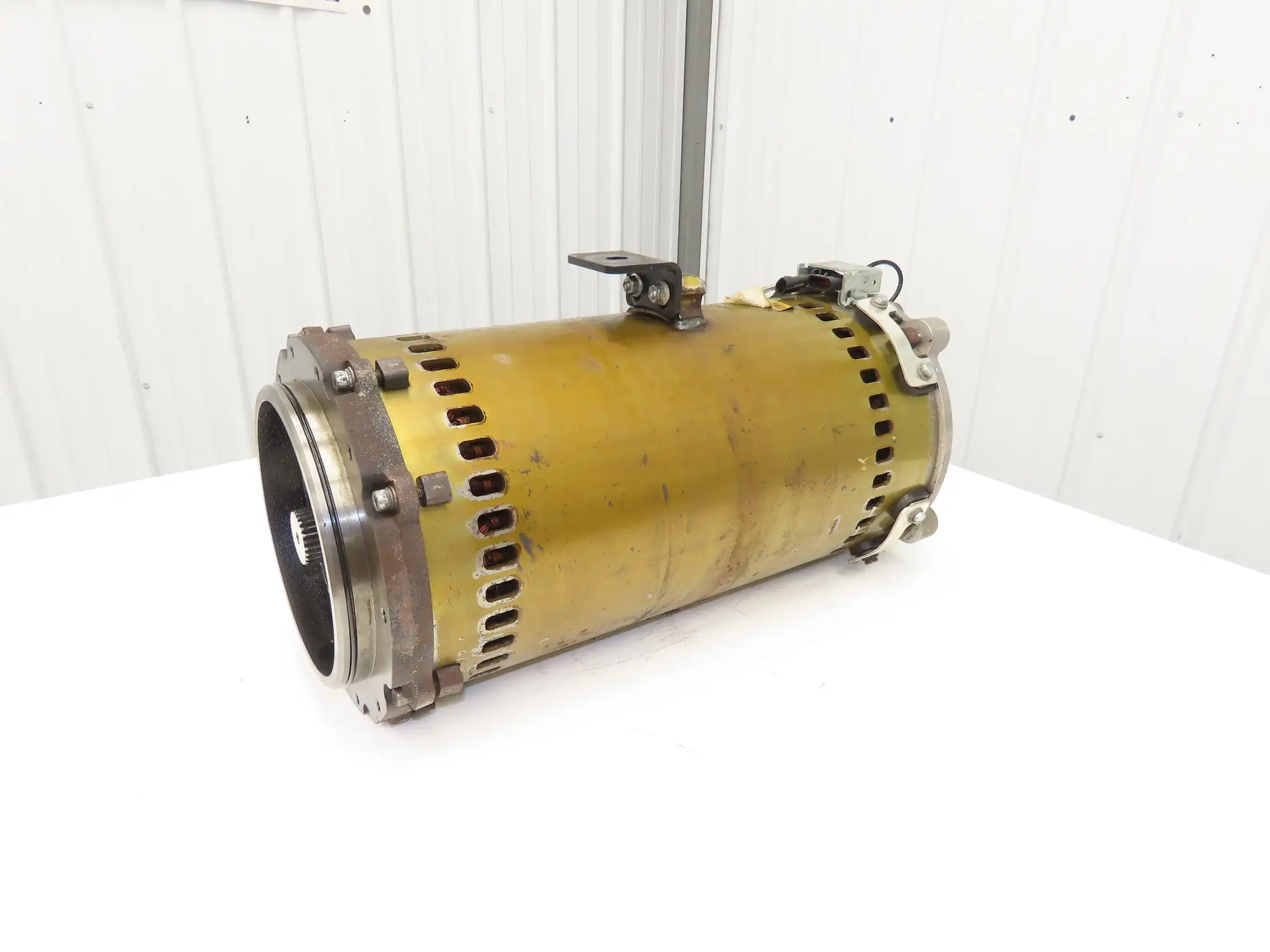 Hyster 8544587 Forklift Traction Drive Motor 48V 21.5kW Off E80XN TSW 180/6-360
