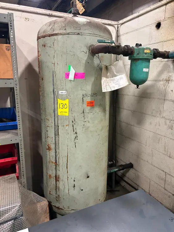 Used _UNKNOWN_ _UNKNOWN_ Pressure Tanks Virginia US | Myron Bowling Auctioneers Inc #1561859