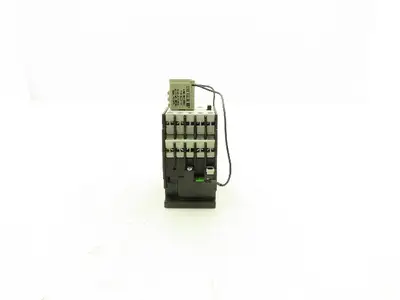 Siemens 3TH4391-0A Contactor Relay 9NO + 1NC 24V Coil 10A 600V 91E 3TH43