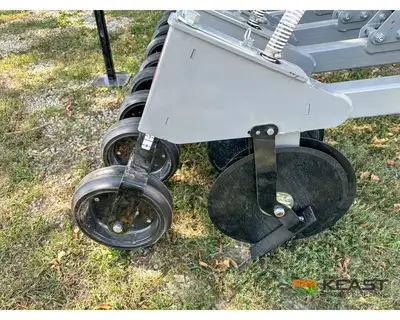 Used HINIKER _UNKNOWN_ Seeders Iowa US | Keast Enterprises #1360324