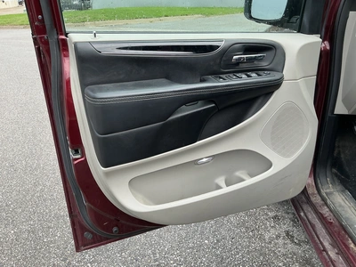Used 2017 DODGE GRAND CARAVAN Vans Michigan US | Miedema Asset Management Group #1402811