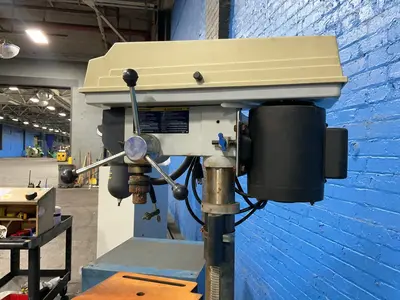 Used DELTA DP300 Drill Press (Woodworking) Ohio US | HGR 24 #1411404