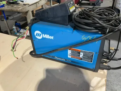Used MILLER DYNASTY 200 PORTABLE AC/DC TIG AND STICK INVERTER WELDER Tig Welders Michigan US | Miedema Asset Management Group #1424981