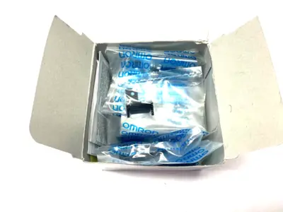 E3JM-10L-NN | Omron  Through-Beam Photoelectric Switch Sending Unit 24-240VAC - New Other