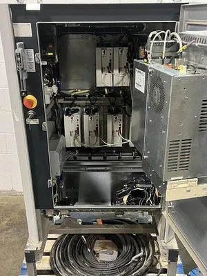 USED 2011 KUKA KR 16-2 S